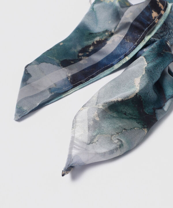 Bufanda Pa&ntilde;oleta Satinada Motivo Marmolado Acuarelado