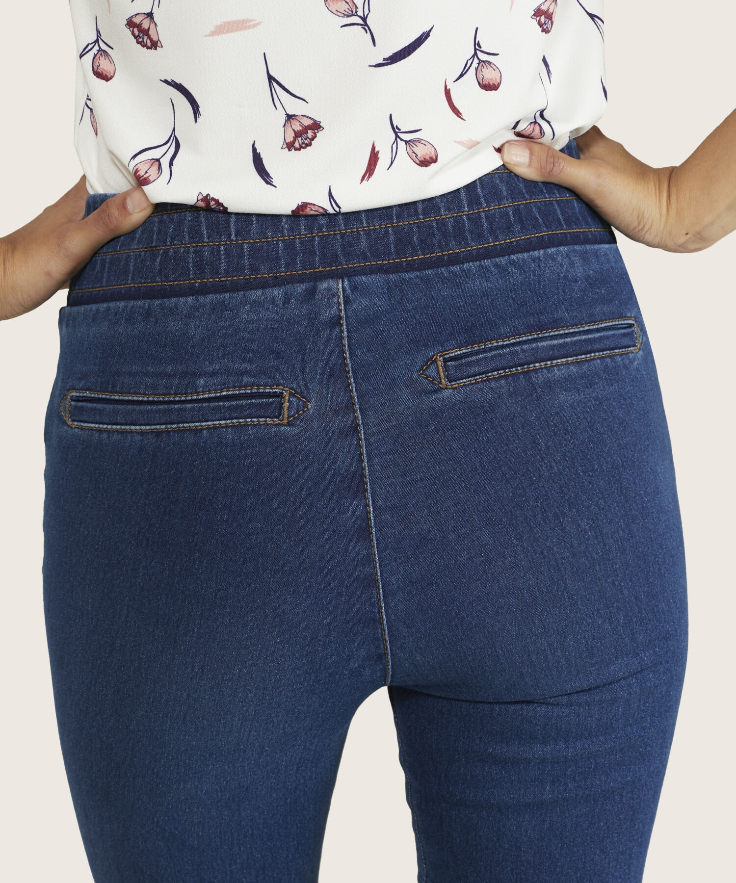 Jegging Tiro Alto Tono Oscuro