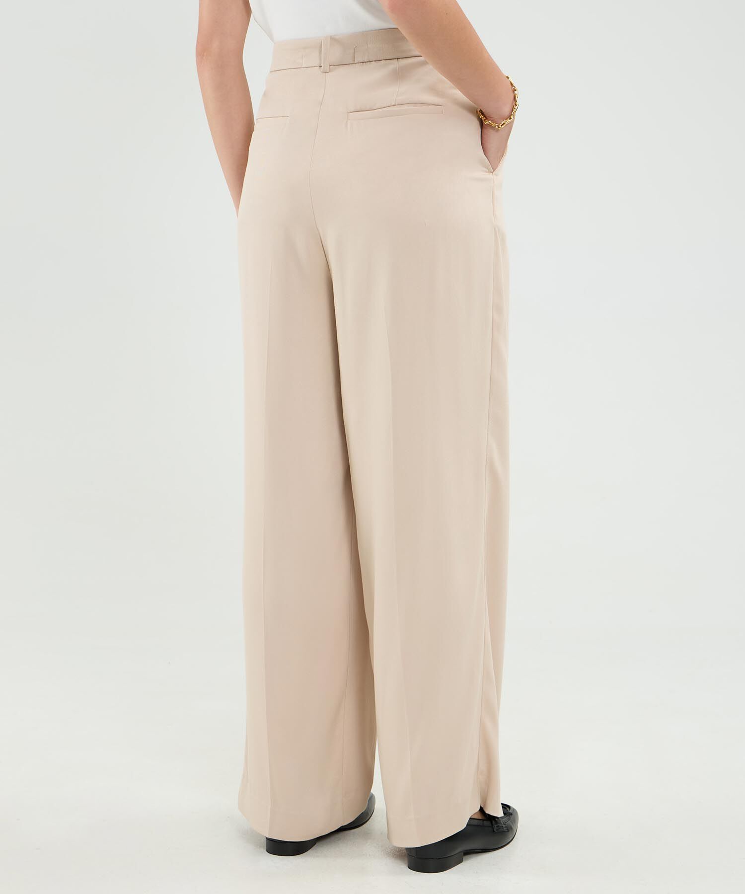 Pantalon Amplio Con Prenses Unicolor