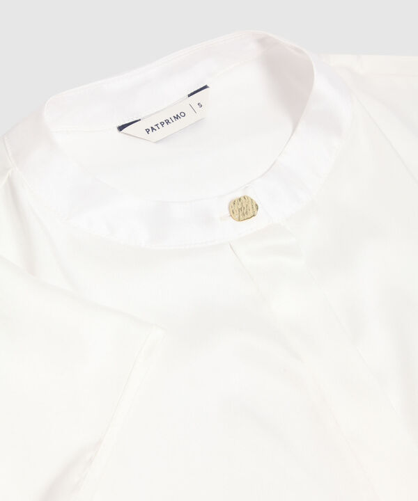 Blusa Unicolor Con Detalle  image number null