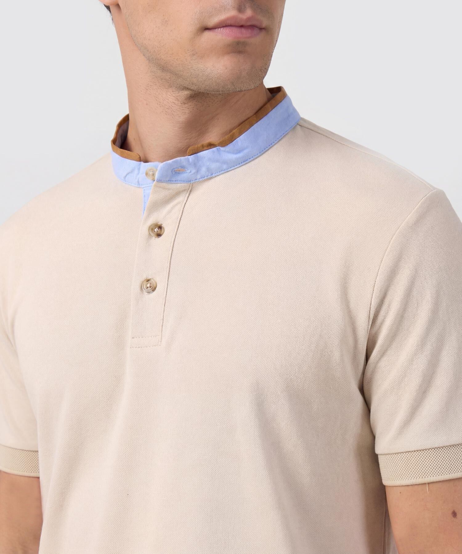 Polo Con Cuello Neru Y Pechera Hombre