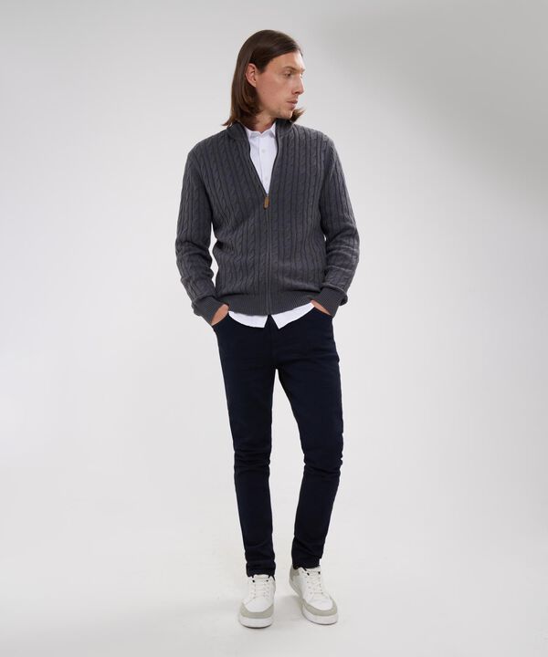 Saco Cuello Alto Con Cremallera