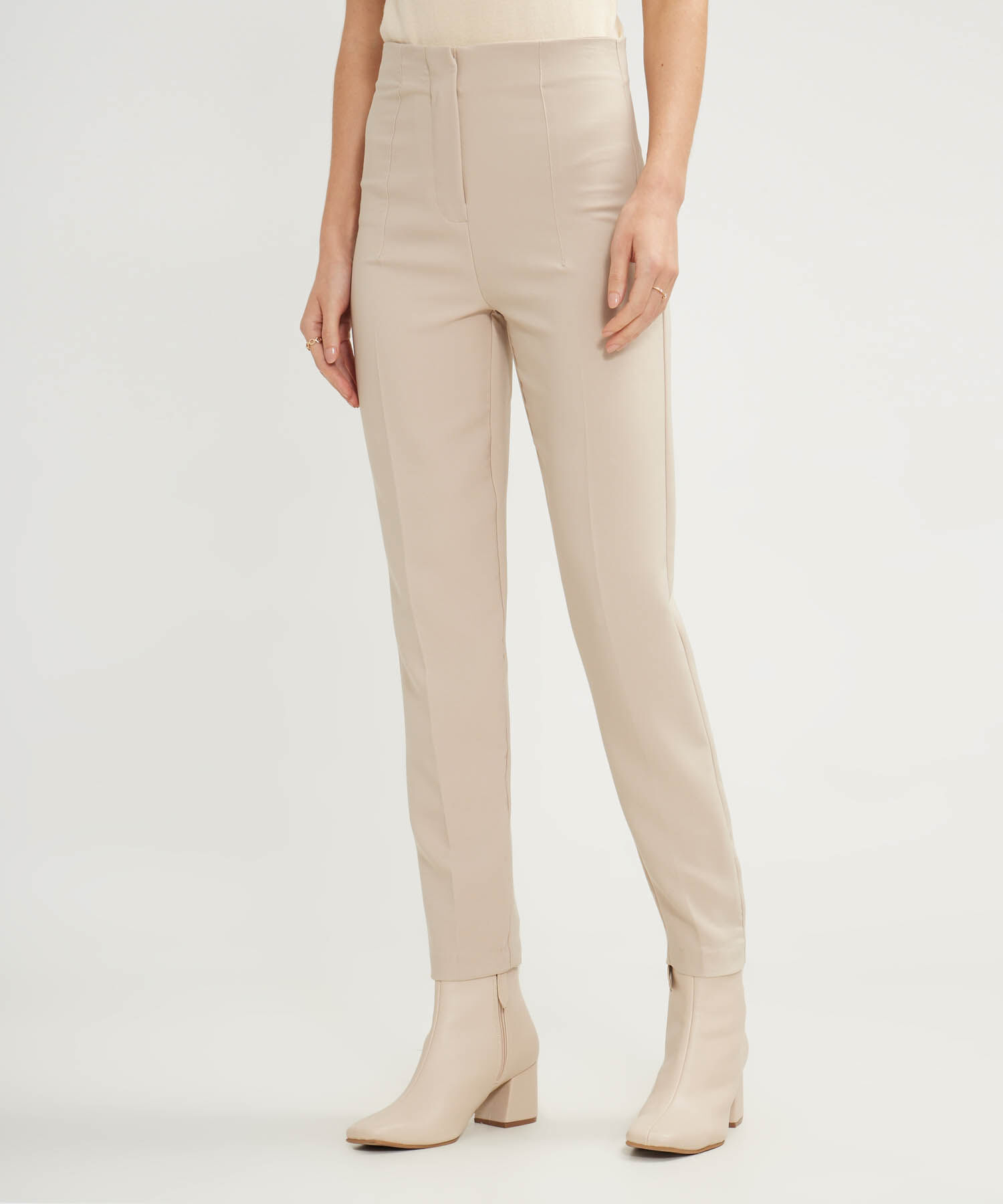 Pantalón Tiro Alto Largo
