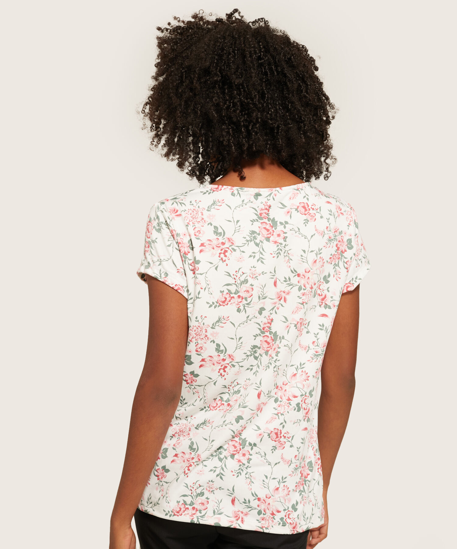 Camiseta Estampado de Hojas