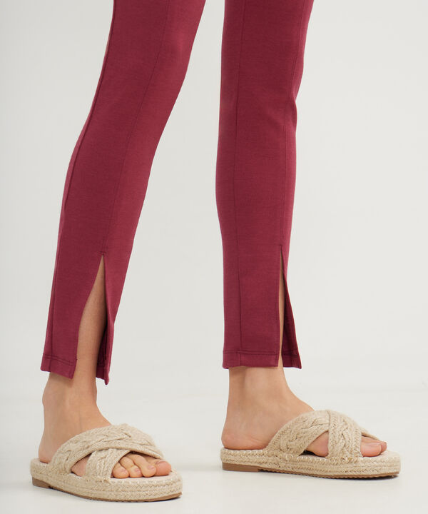 Leggins Unicolor, Tiro Alto Con Corte Central Y Abertura En Bota, Trópico Floral image number null