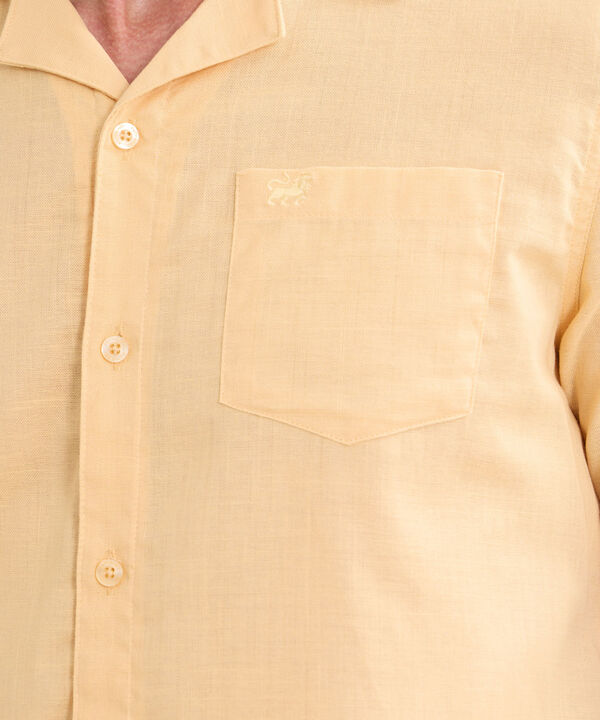 Camisa Manga Corta Cuello Resort Unicolor Con Bolsillo image number null