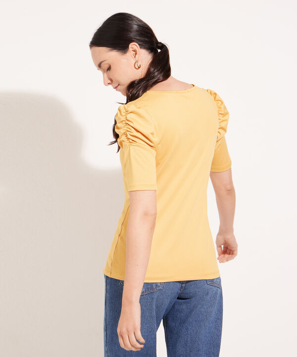 Camiseta Manga Corta Unicolor Con Ruche