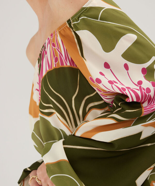 Blusa Estampada Con Puños Encauchados