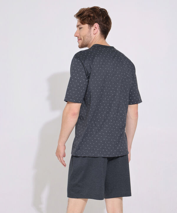 Pijama Set De Camiseta Manga Corta Abierta Estampada Y Bermuda Unicolor