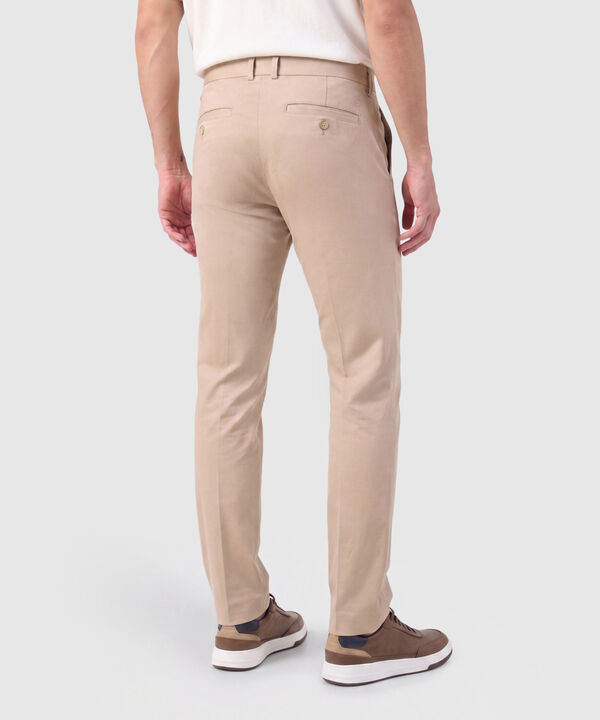 Pantal&oacute;n Chino Slim Hombre