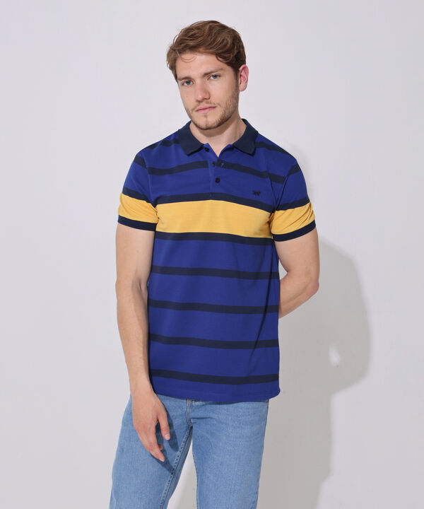 Polo Preteñida, Cuello Y Puños Tejidos, Silueta Slim Fit Blanco image number null