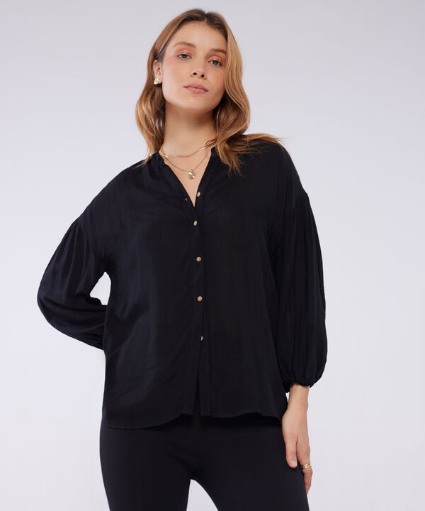Blusa Unicolor Manga 3/4 Bombacha, Cuello Nerú, Escote En V Con Botonadura