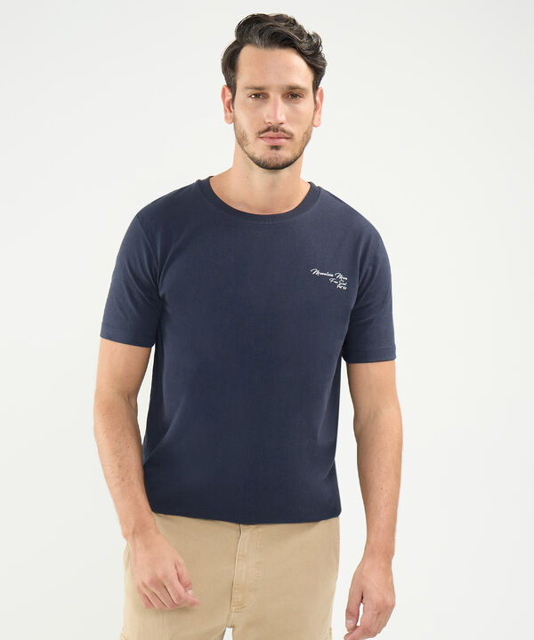 Camiseta Estampado en Relieve