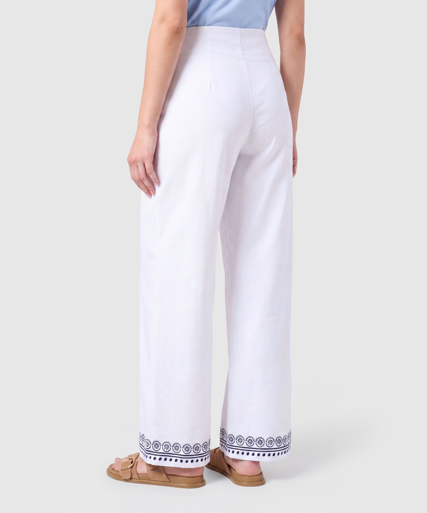 Pantal&oacute;n Tiro Alto Bota Ancha Mujer