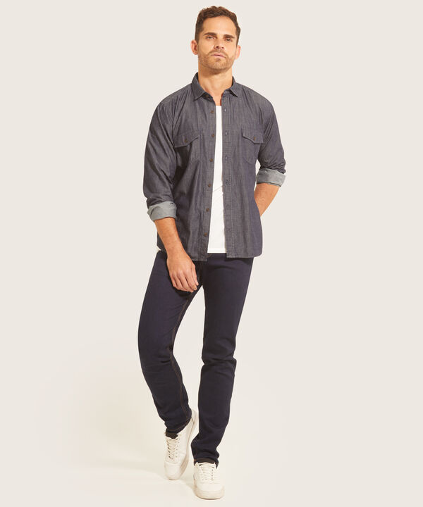 Camisa Manga Larga Azul Oscuro Con Bolsillos De Parche