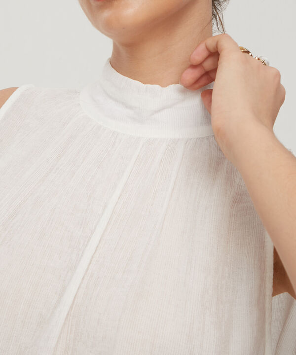 Blusa Cuello Halter, Silueta Fluida