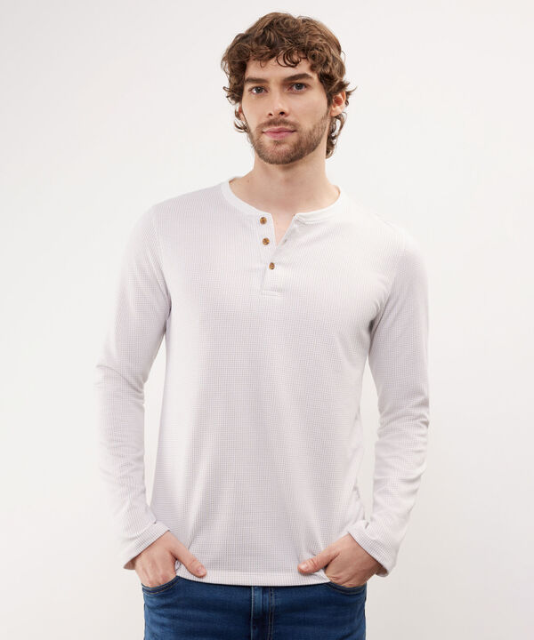 Camiseta Unicolor Manga Larga, Cuello Henley Con Botonadura, Jardin Grunge Linea Moda image number null