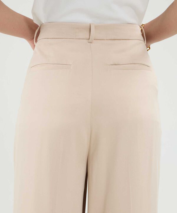 Pantalon Amplio Con Prenses Unicolor
