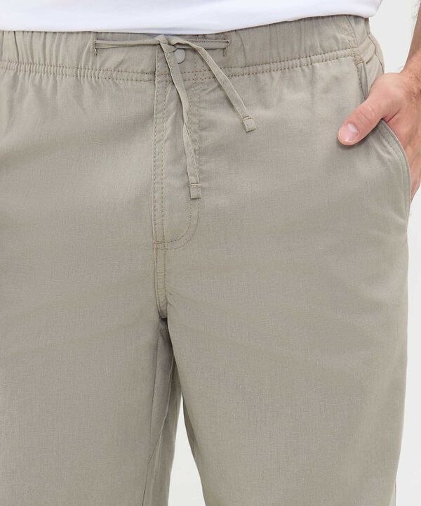 Pantalón en Efecto Lino image number null