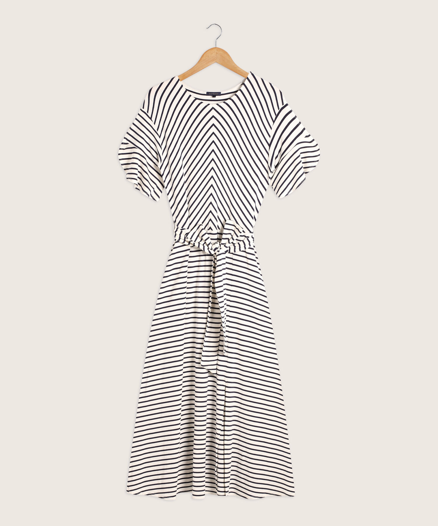 Vestido Cuello Redondo Manga Corta Preteñido A Rayas