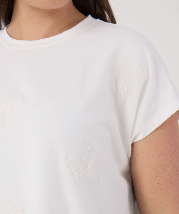 Camiseta Texturizada Para Mujer Curvy image number null