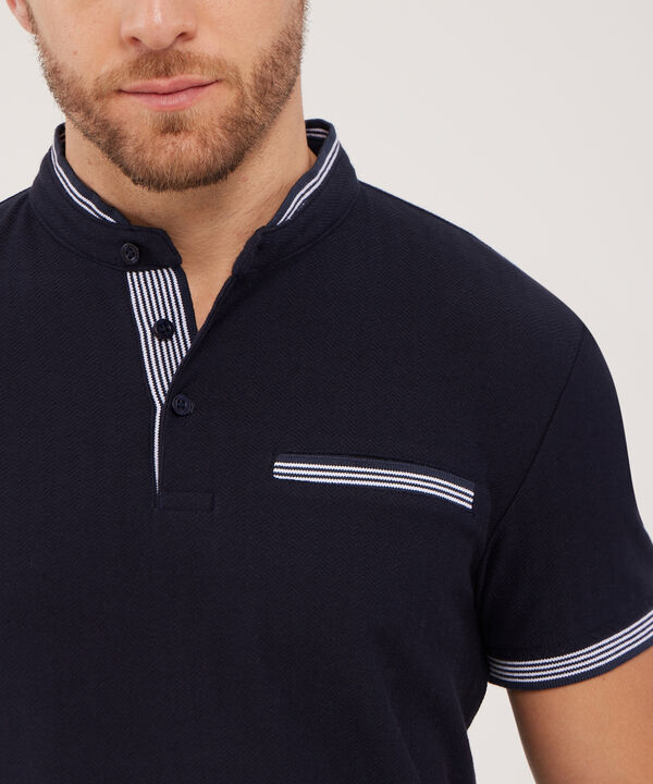 Polo Unicolor Cuello Mao Manga Corta Slim Fit