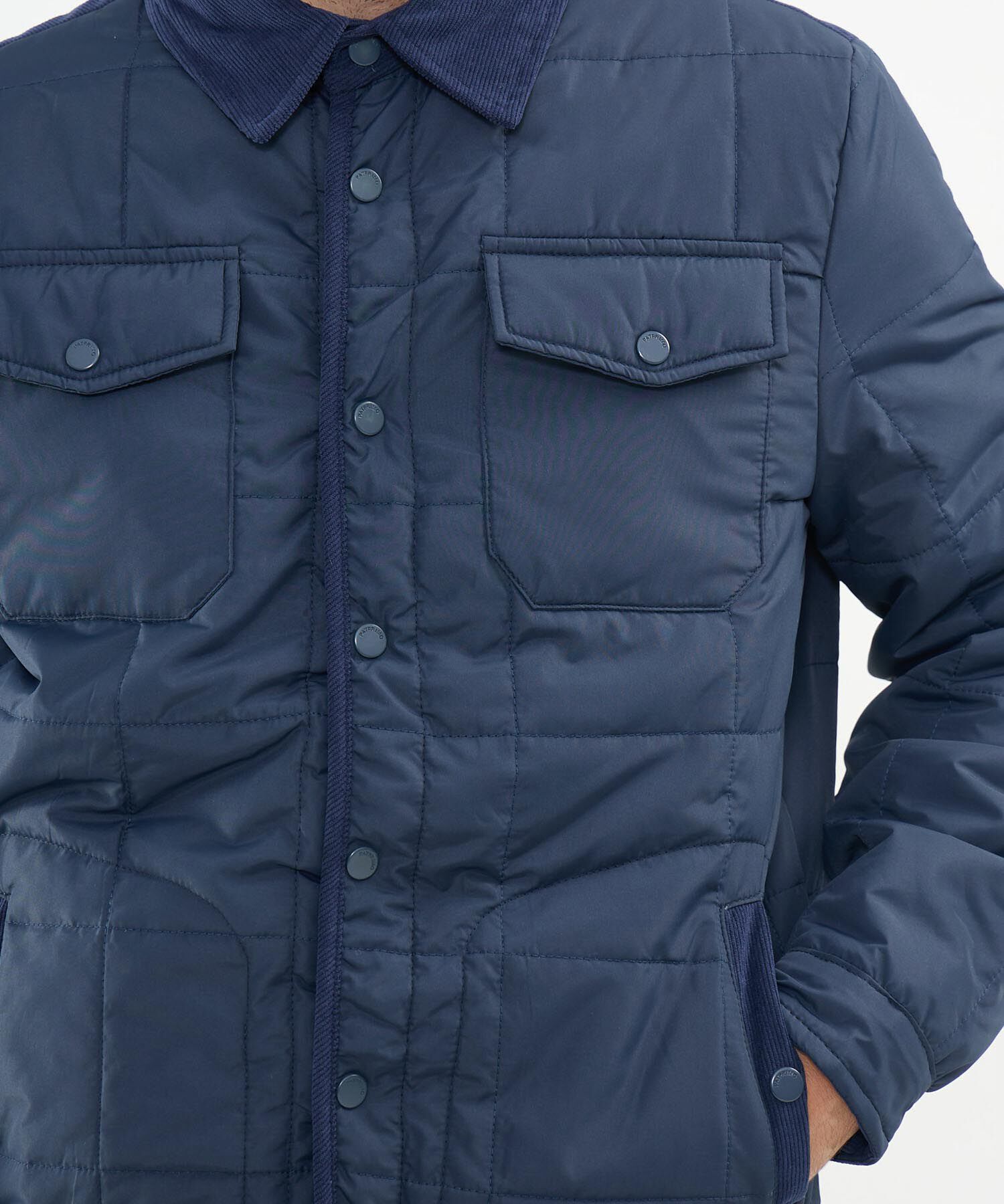 Chaqueta Acolchada Con Detalles En Pana