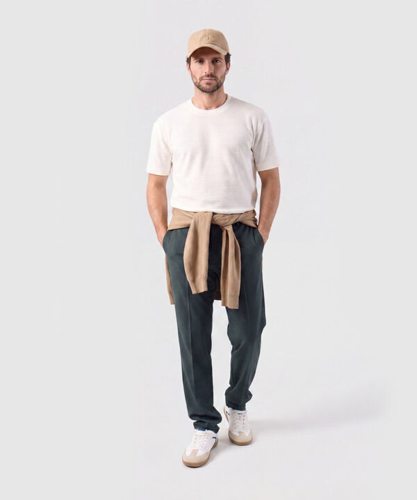 Pantal&oacute;n Casual El&aacute;stico Posterior Hombre