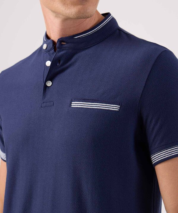 Polo Cuello Mao Con Bolsillo Ribete Texturizada image number null