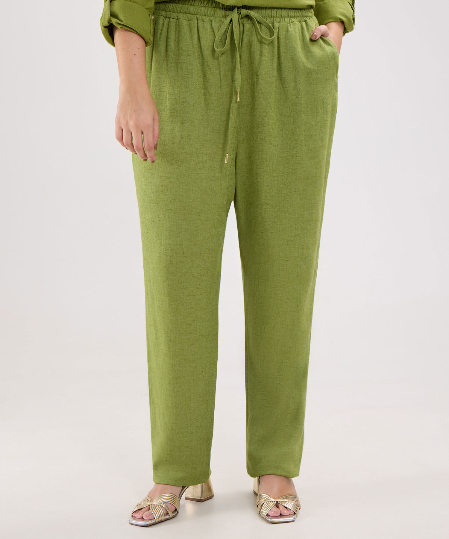 Pantalon Unicolor En Lino Con Vena