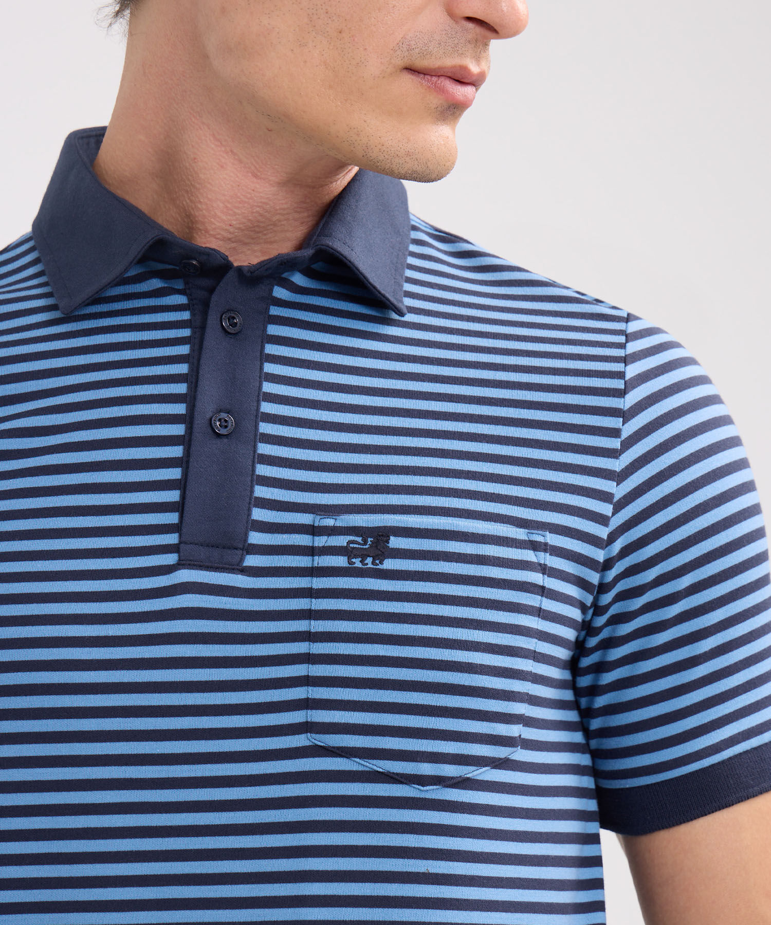 Polo Preteñida Cuello Maquina Con Bolsillo