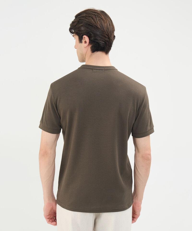 Cuello Camiseta Henley