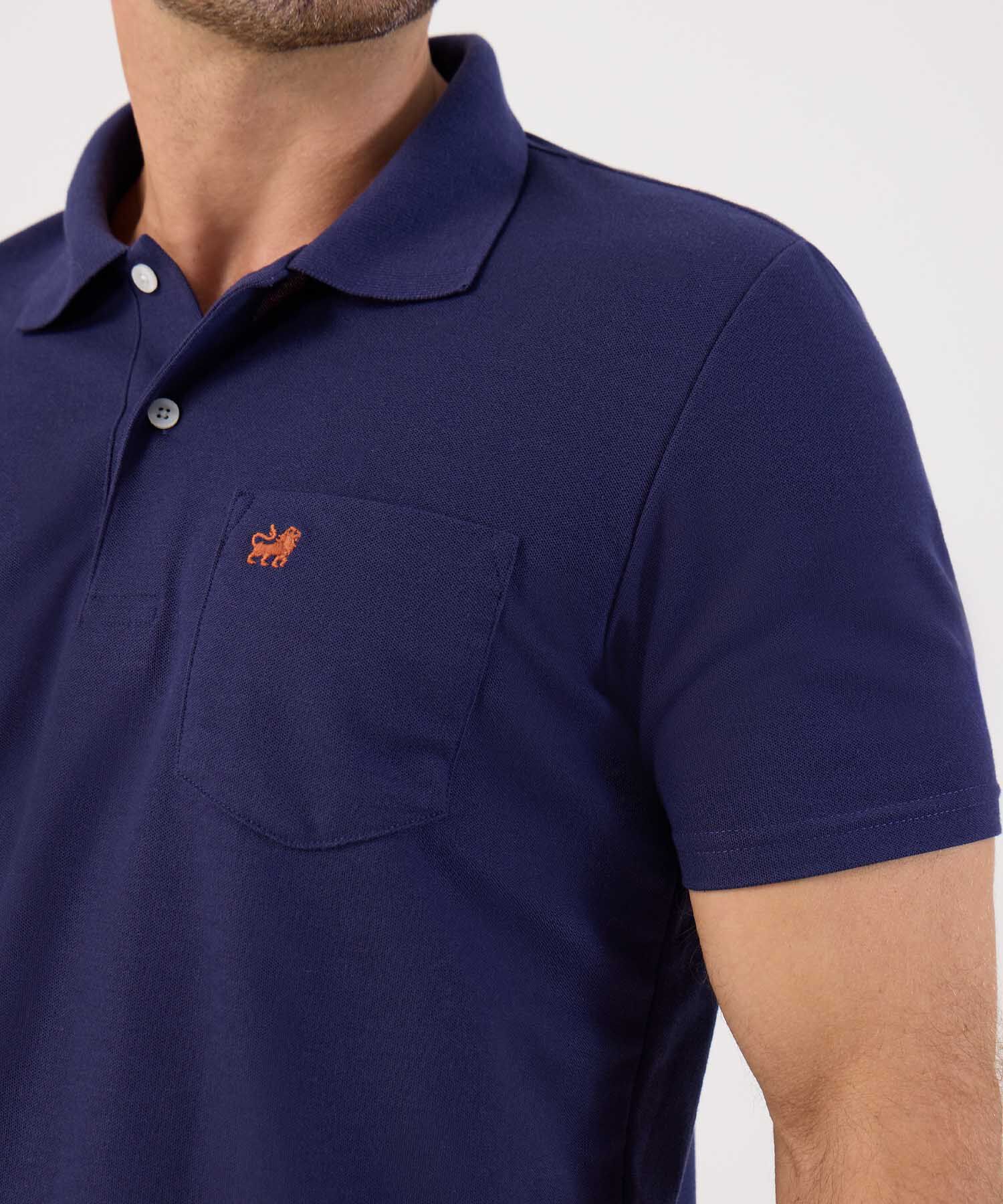 Polo Unicolor Con Bolsillo 