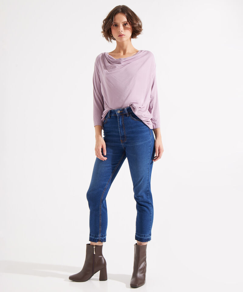 Camiseta con Cuello Drapeado