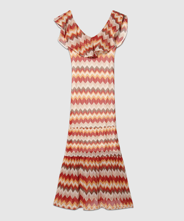 Vestido Con Arandela En Escote