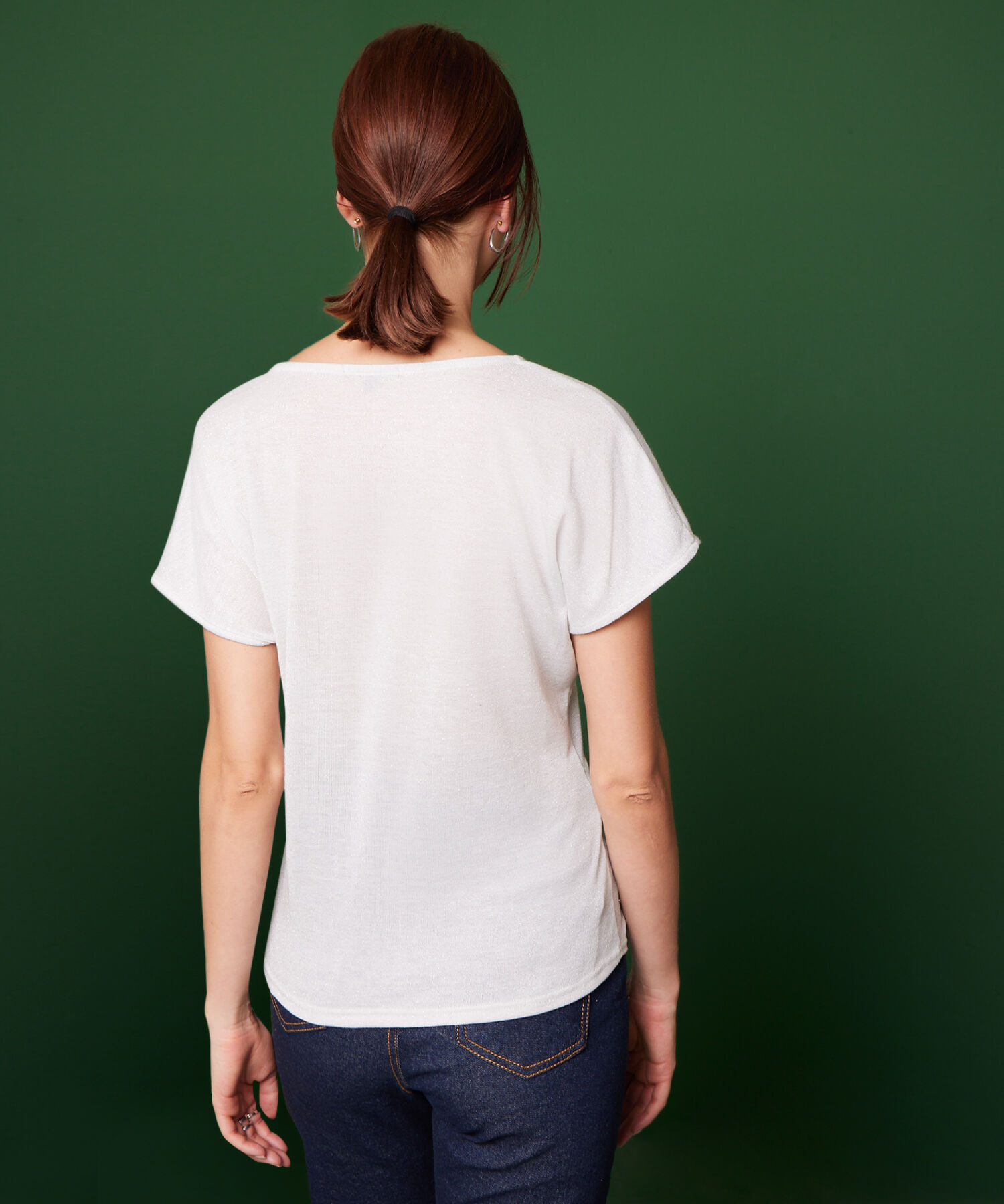 Camiseta Cuello En V Manga Corta Rodada Con Pieza Anudado
