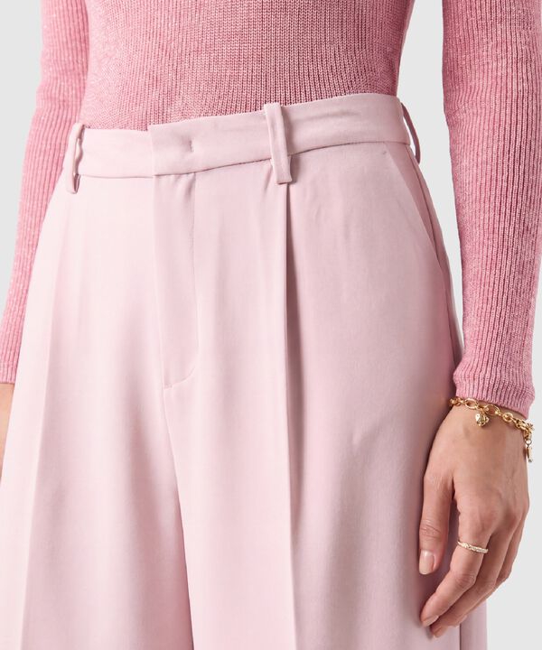 Pantal&oacute;n Tiro Alto Con Pinzas Para Mujer
