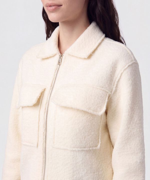Chaqueta Unicolor Texturizada para Mujer