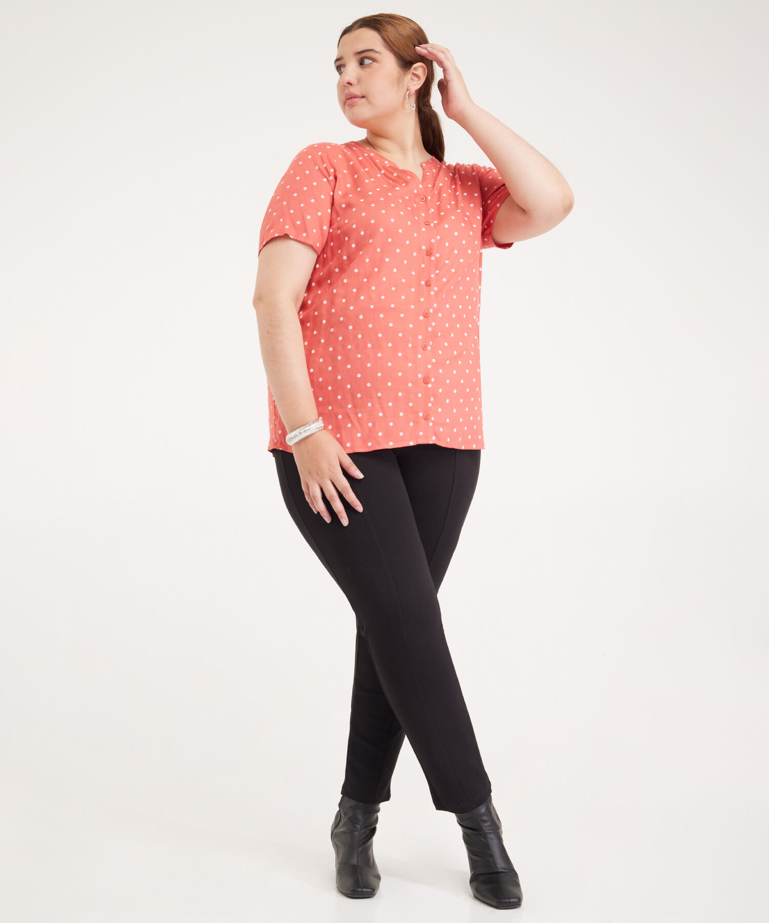 Blusa Manga Corta Con Abotonadura En Frente