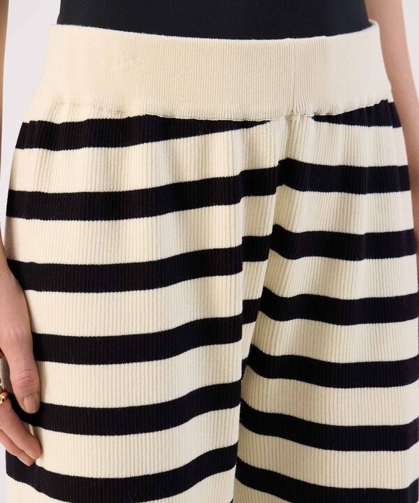 Pantal&oacute;n en Tejido de Punto Rayado para Mujer image number null