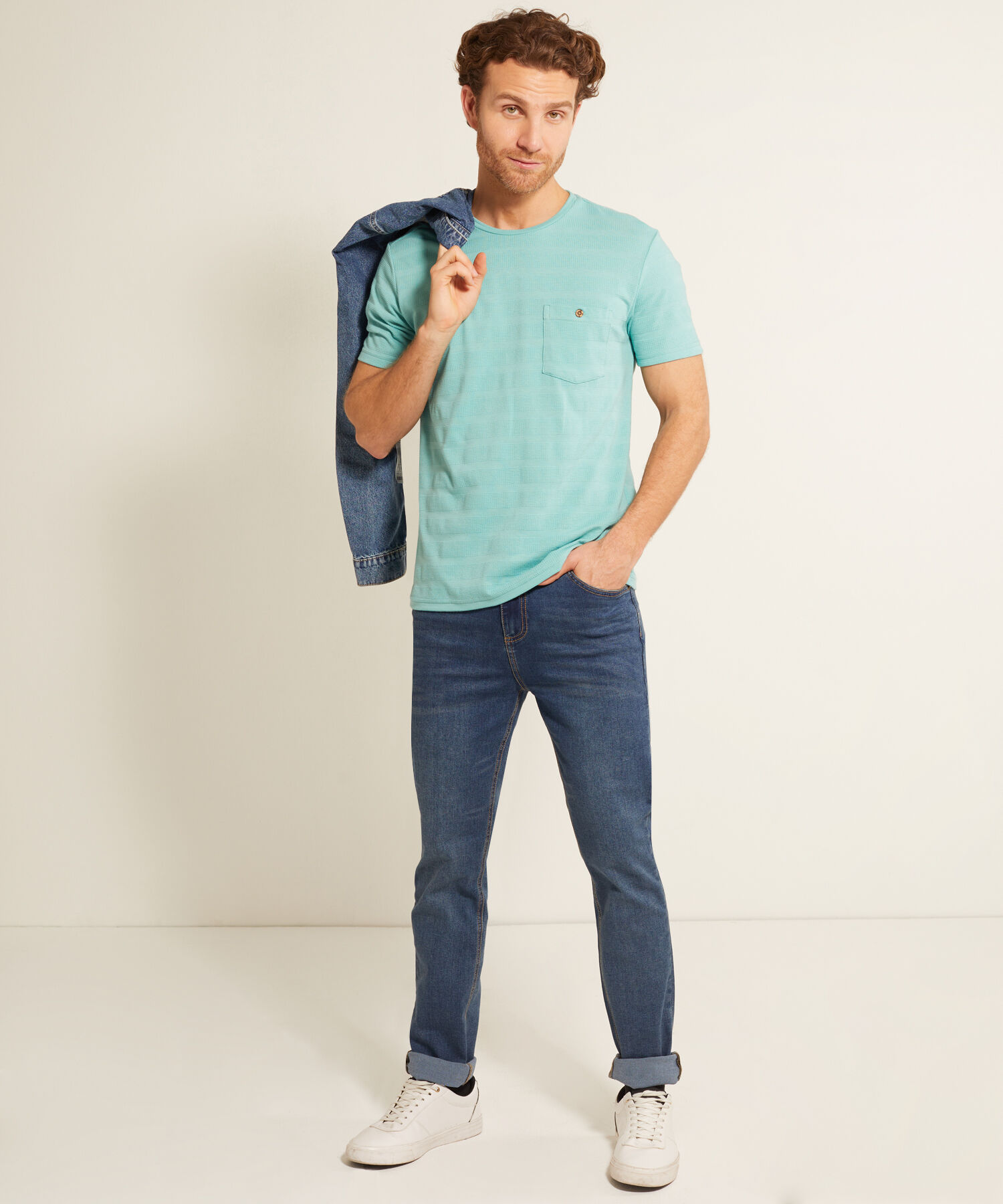 Camiseta Unicolor, Cuello Redondo Con  Bolsillo De Parche