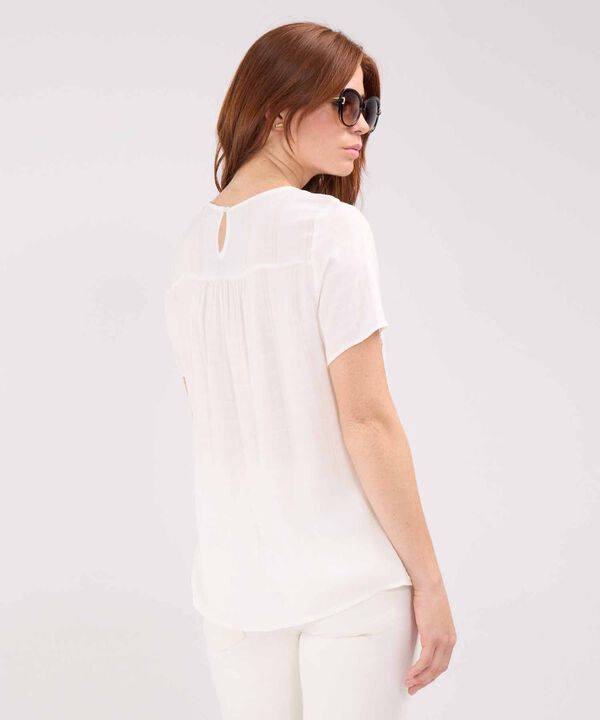 Blusa Unicolor Manga Corta, Escote Redondo Con Encaje Y Recogido Sutil