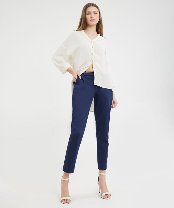 Pantalon Basico Bolsillos Diagonal image number null