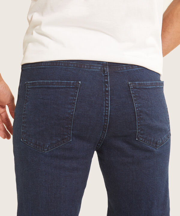 Jean Slim Semi-Ajustado