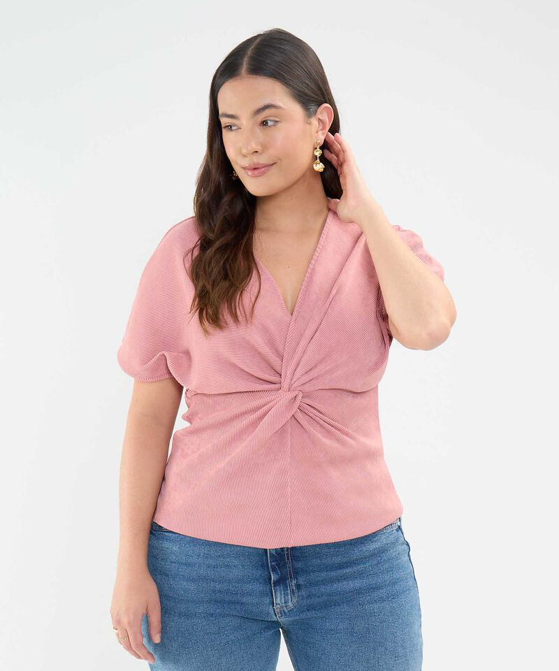 Camiseta con Anudado