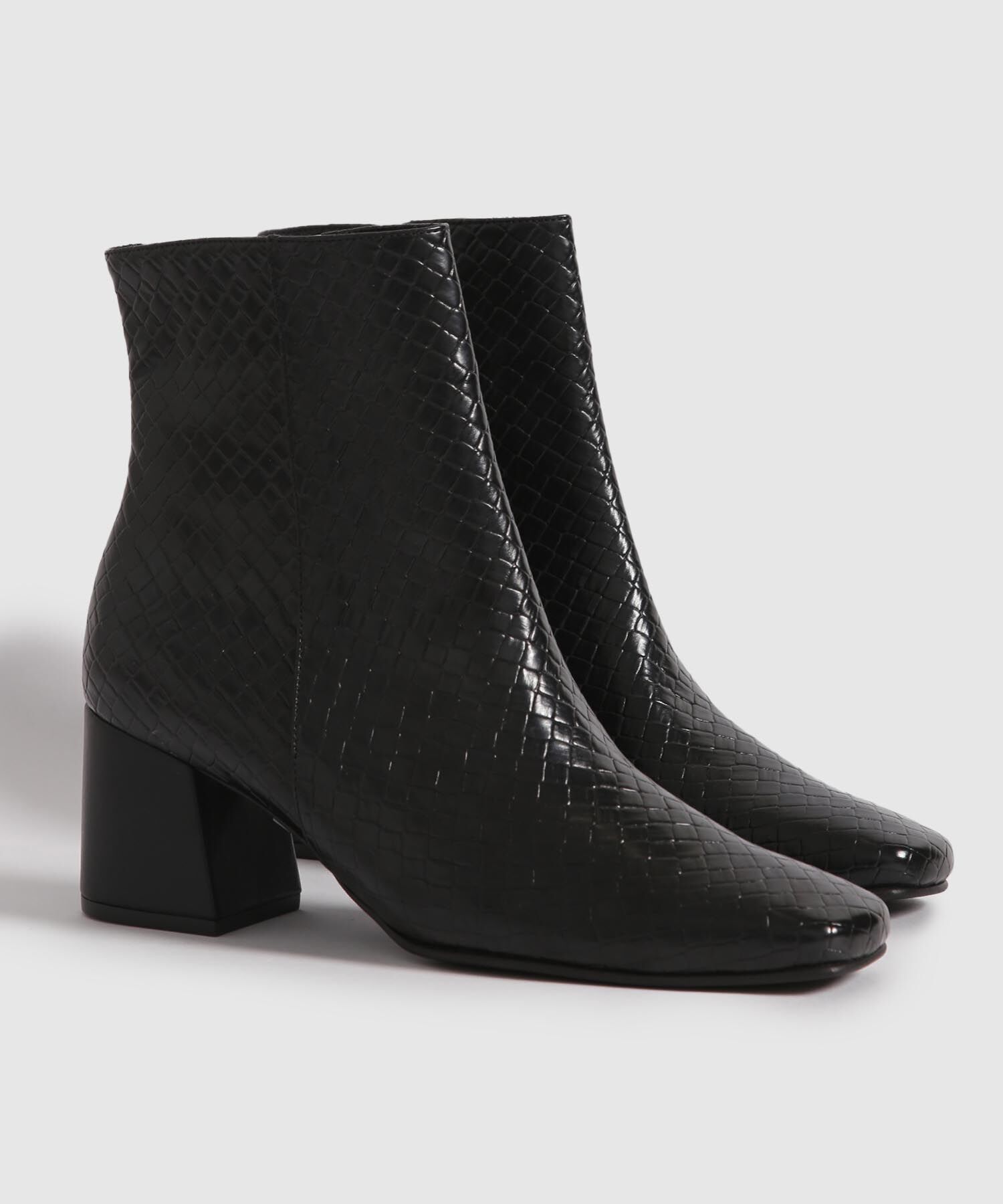 Botines en Efecto Piel