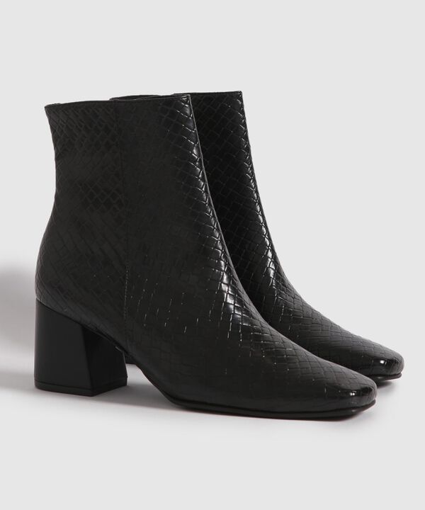 Botines en Efecto Piel