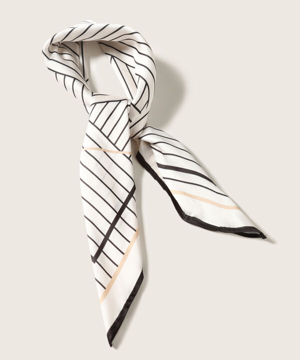 Bufanda Pañoleta Estampada En Satin Diseño Geometrico