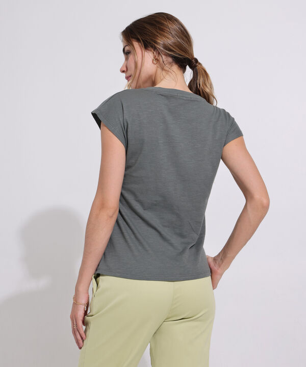 Camiseta Unicolor Manga Corta, Cuello V Con Detalle En Encaje