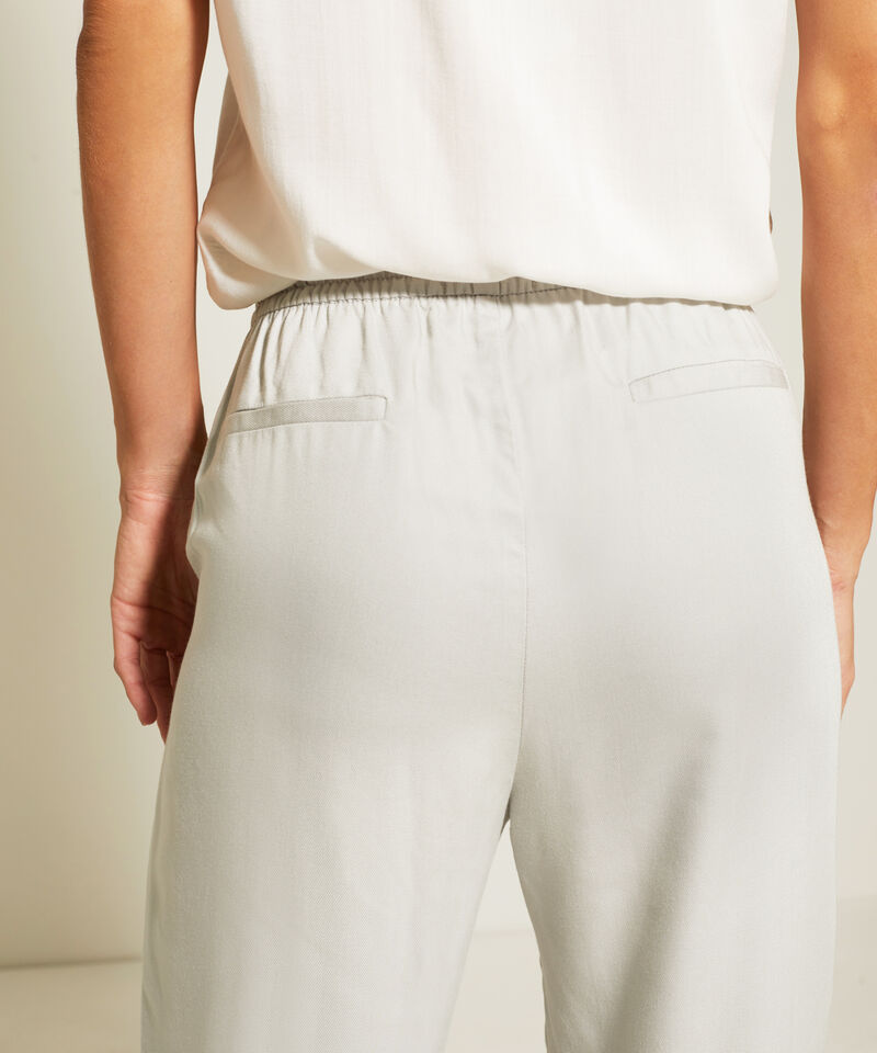 Pantalon Jogger Con Punteras